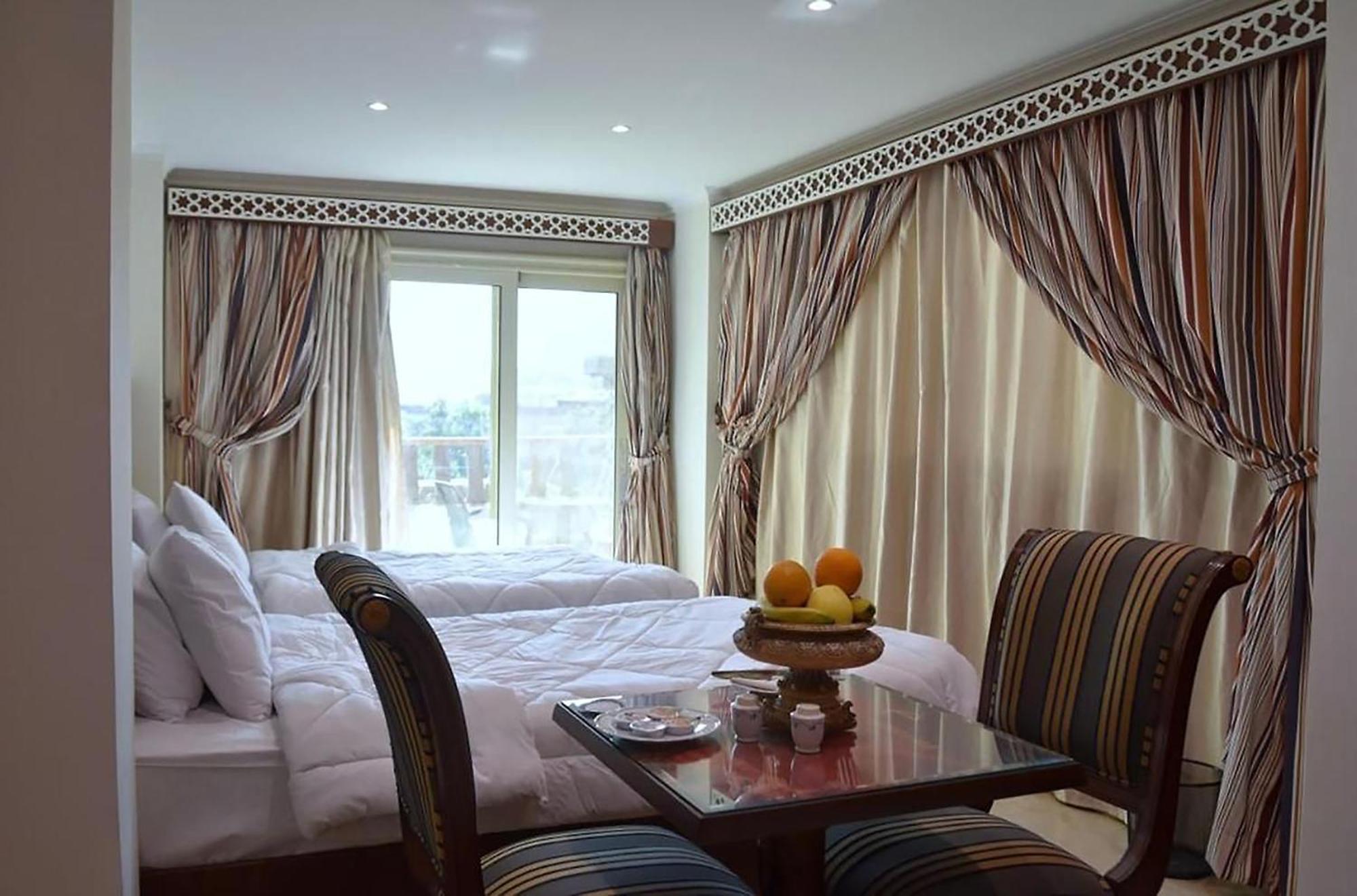 Flower Pyramids Inn Kafrat al Jabal Экстерьер фото
