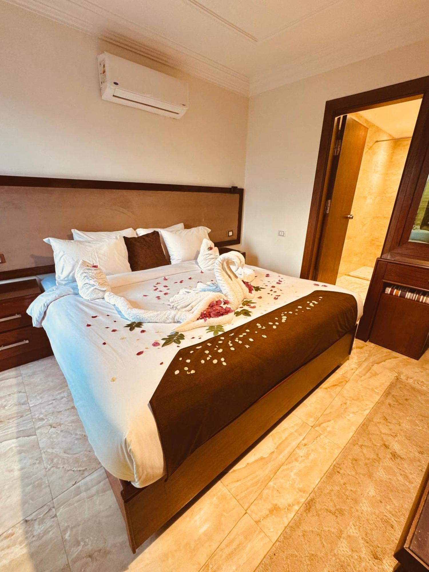 Flower Pyramids Inn Kafrat al Jabal Экстерьер фото
